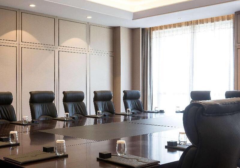 Отель Pullman Taiyuan