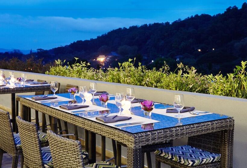 Radisson Hotel Kandy