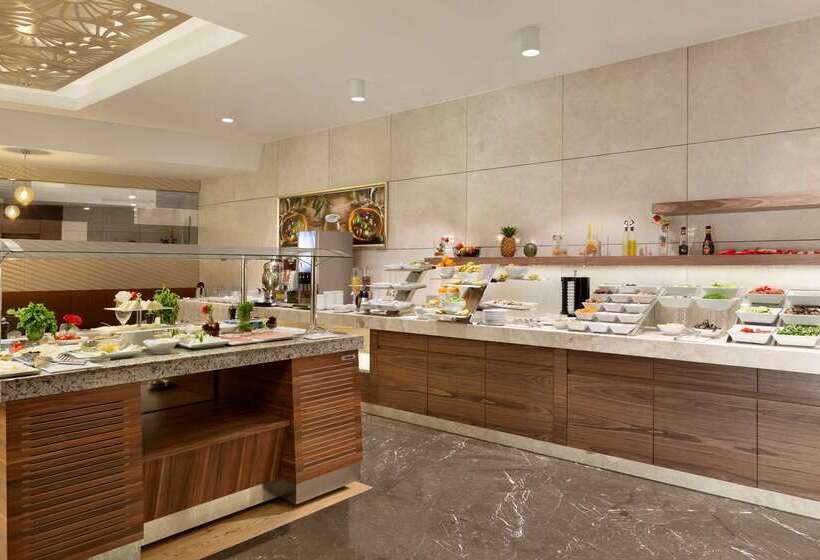 בית מלון כפרי Ramada By Wyndham Gemli̇k