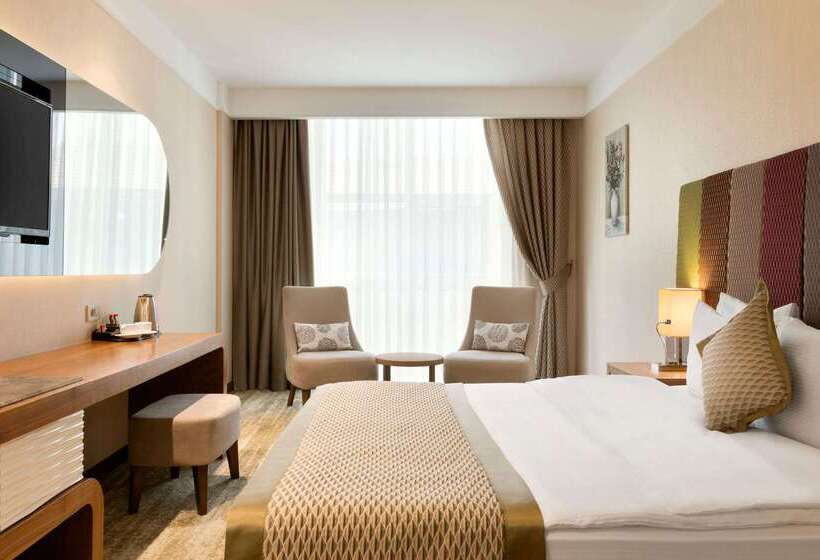 בית מלון כפרי Ramada By Wyndham Gemli̇k