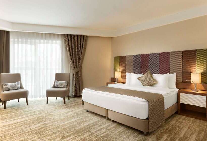 هتل Ramada By Wyndham Gemli̇k