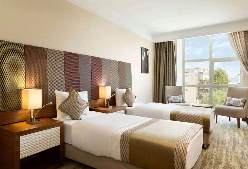 בית מלון כפרי Ramada By Wyndham Gemli̇k