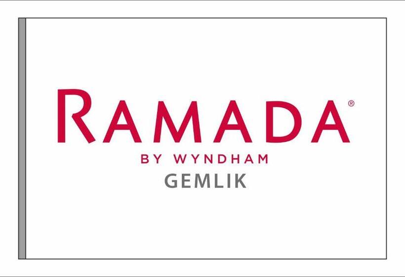 בית מלון כפרי Ramada By Wyndham Gemli̇k
