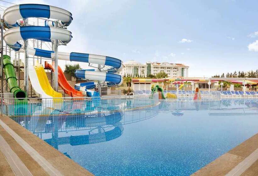 Отель Ramada Resort Side