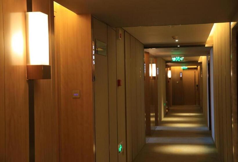 בית מלון כפרי Ramada Yiyang Taojiang