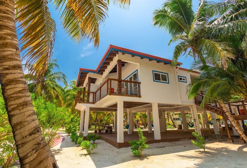 בית מלון כפרי Ray Caye Private Island Resort