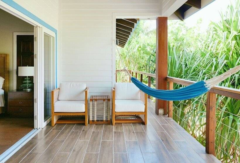 בית מלון כפרי Ray Caye Private Island Resort