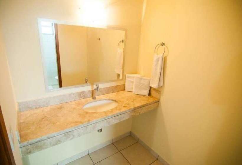 בית מלון כפרי Real Palace