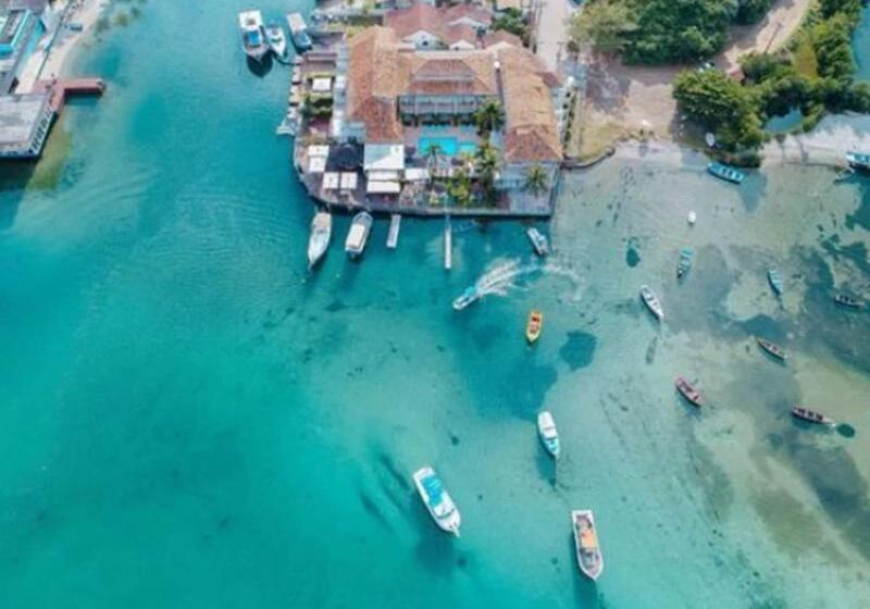 Отель Residencial Portoveleiro