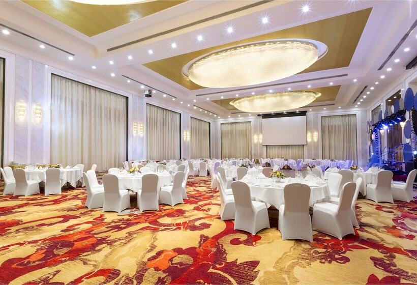 هتل S & Preference Hualing Tbilisi