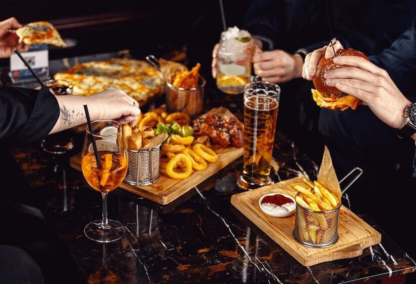 هتل S & Preference Hualing Tbilisi