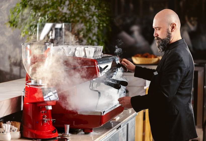 هتل S & Preference Hualing Tbilisi