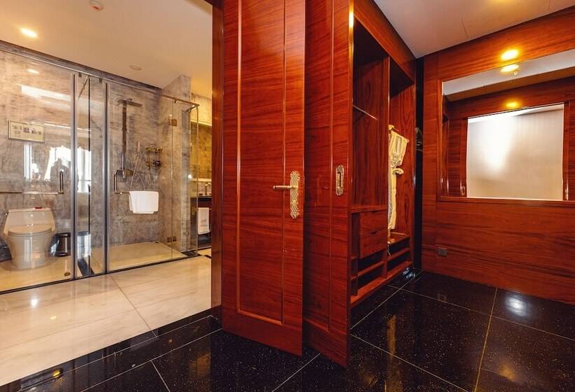 هتل S & Preference Hualing Tbilisi