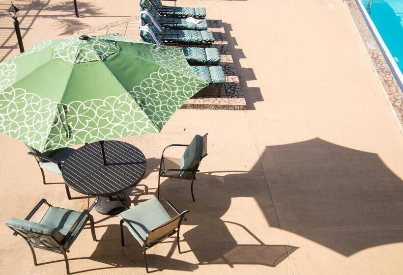 Отель Seasons Florida Resort