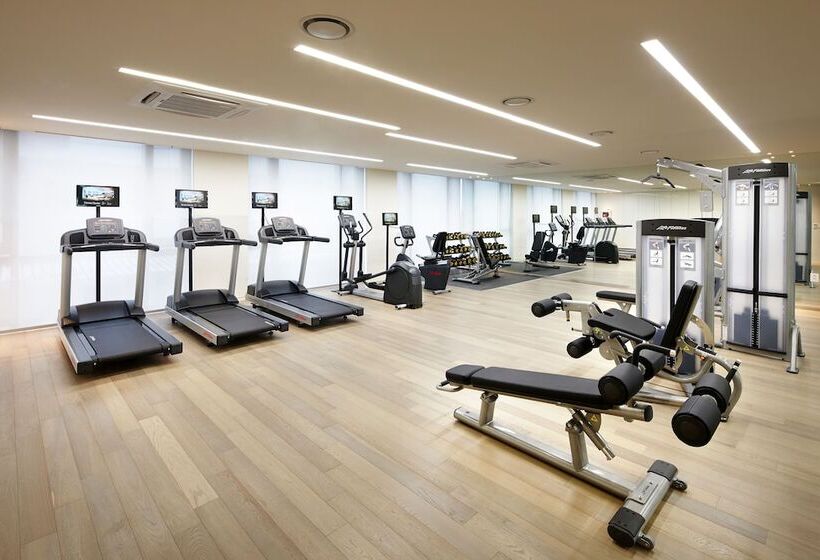 Отель Shilla Stay Jeju Airport