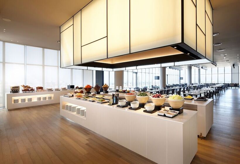 Отель Shilla Stay Jeju Airport