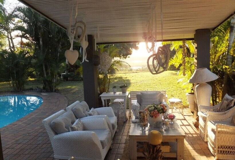 בית מלון כפרי St Lucia Kingfisher Lodge