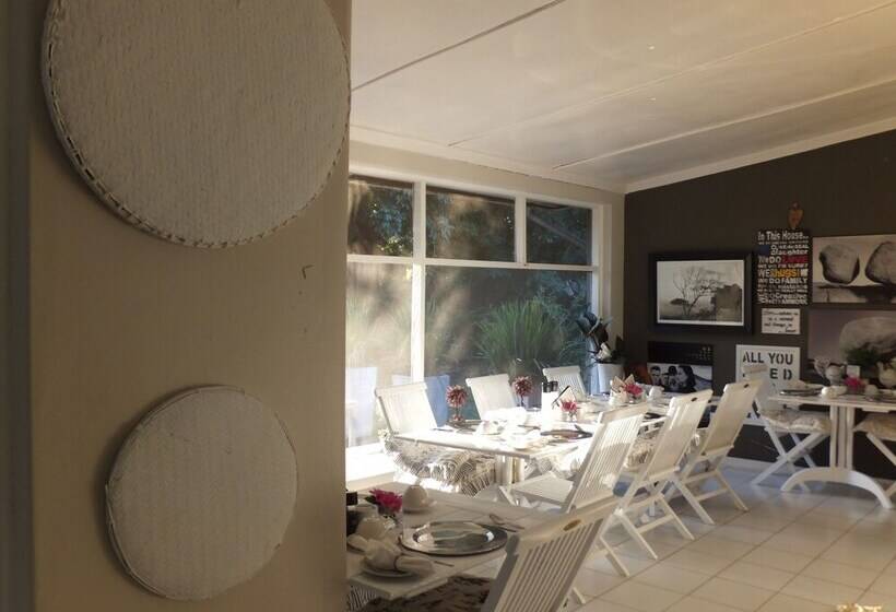 בית מלון כפרי St Lucia Kingfisher Lodge