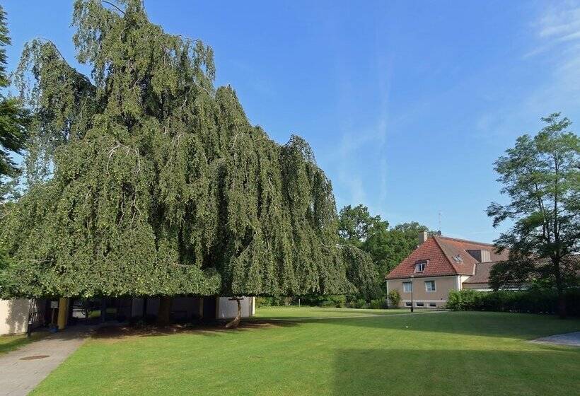 فندق Stiftsgården Åkersberg