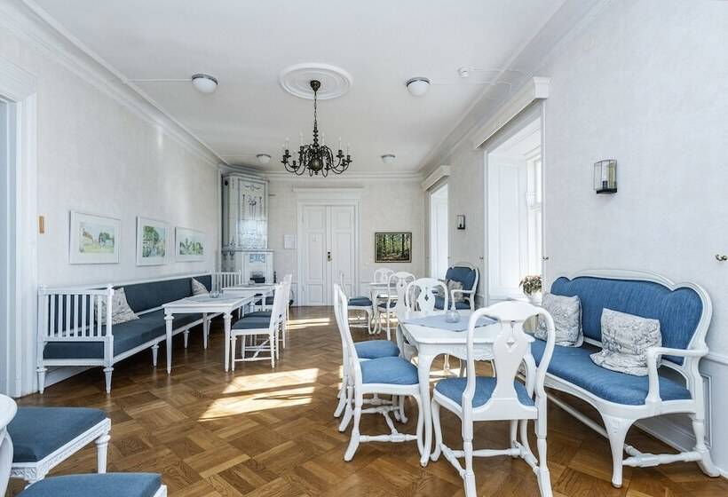 فندق Stiftsgården Åkersberg