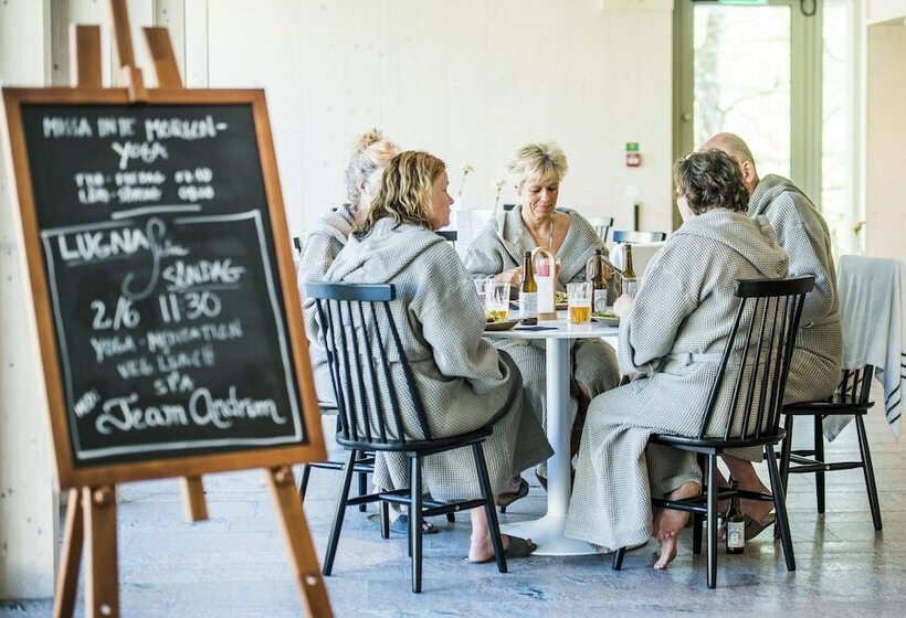 فندق Stiftsgården Åkersberg