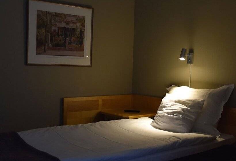 فندق Stiftsgården Åkersberg