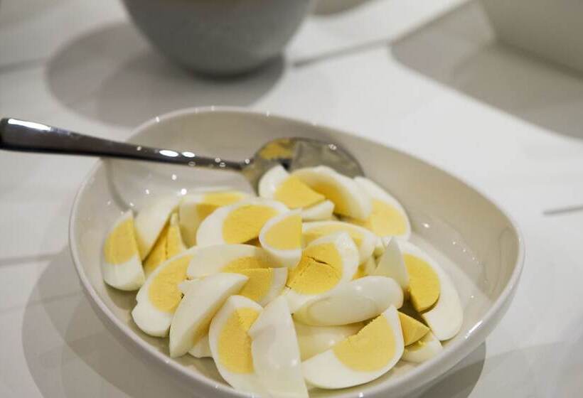 Storm Hotel By Keahotels