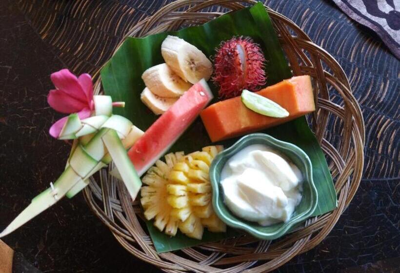 בית מלון כפרי Surya Shanti Villa Sidemen