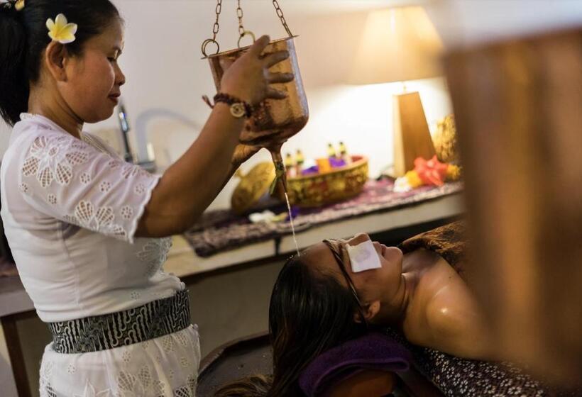 בית מלון כפרי Surya Shanti Villa Sidemen