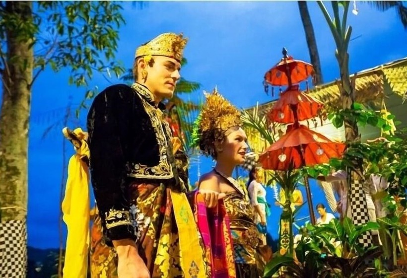 בית מלון כפרי Surya Shanti Villa Sidemen