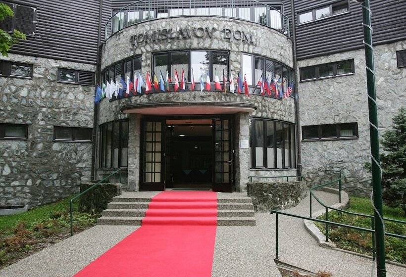 فندق Tomislavov Dom