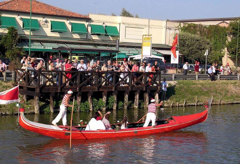 בית מלון כפרי Vettore Dal 1947