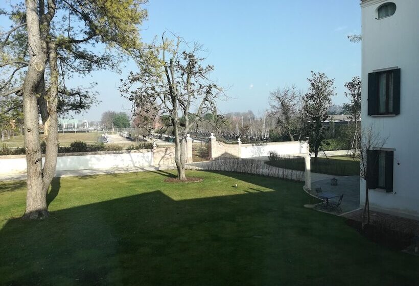 호텔 Villa Barbarich Venice Mestre