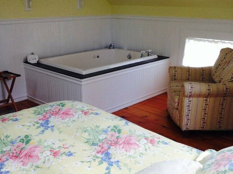 James Place Inn Bed And Breakfast