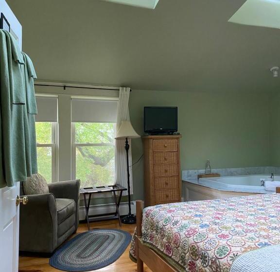 James Place Inn Bed And Breakfast