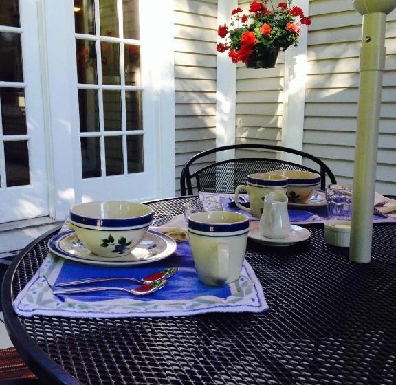 James Place Inn Bed And Breakfast