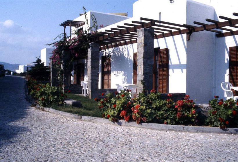 Porto Paros Hotel & Villas