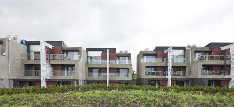 Luston Villa & Hotel