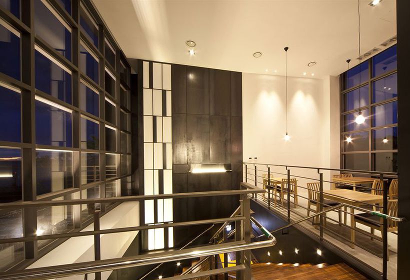 Luston Villa & Hotel