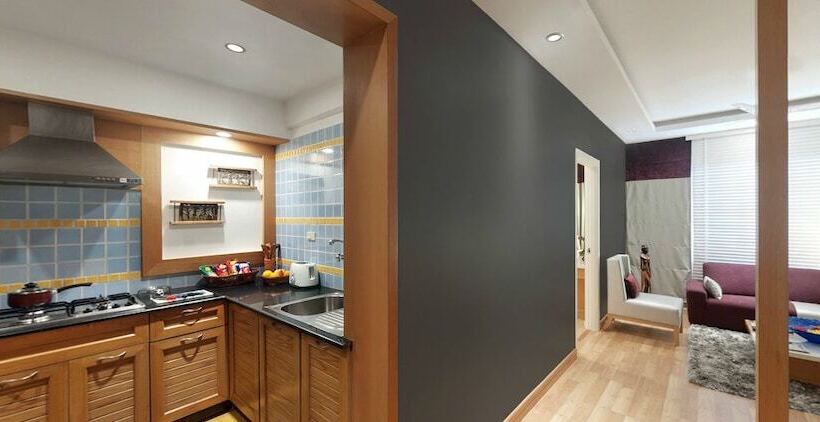 Melange Luxury Serviced Apartments