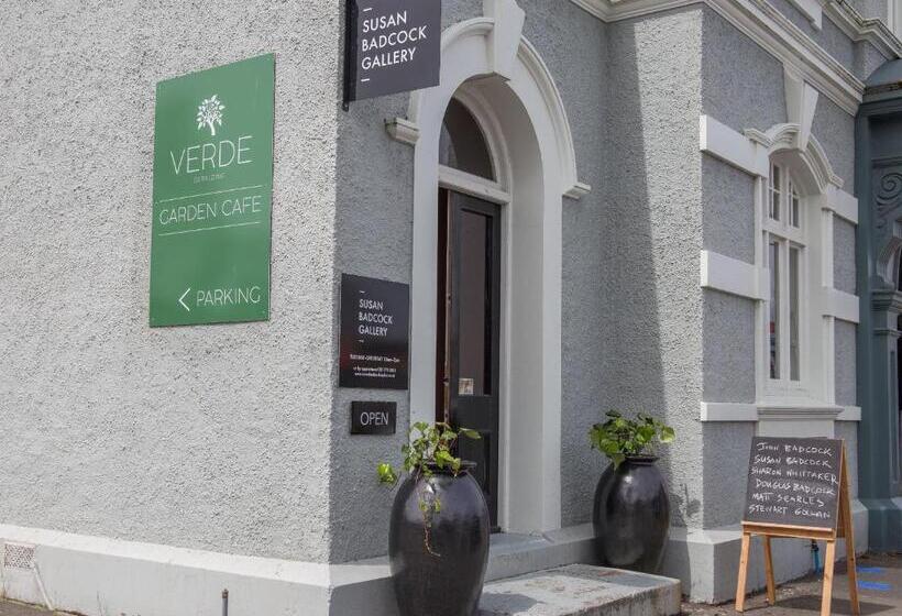 汽车旅馆  Asure Scenic Route Motor Lodge