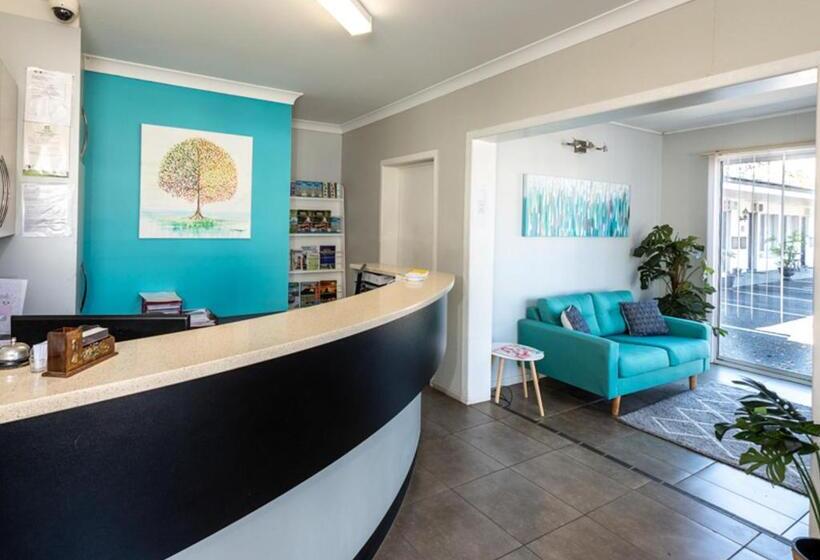 מוטל Riviera On Ruthven