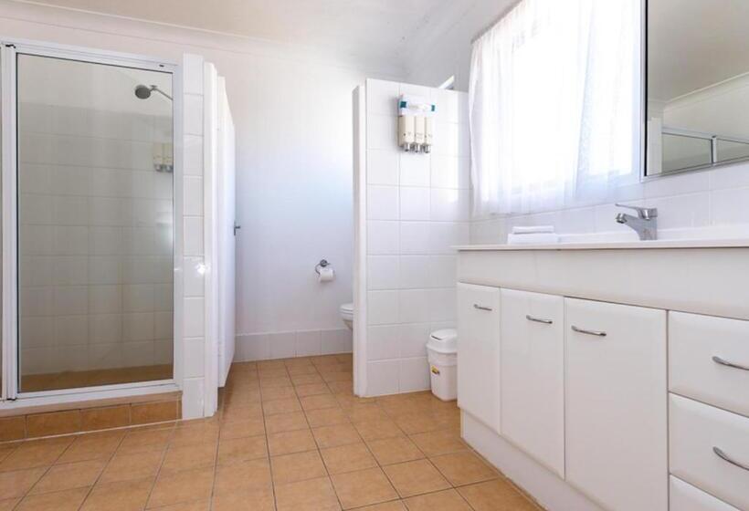 فندق على الطريق Riviera On Ruthven