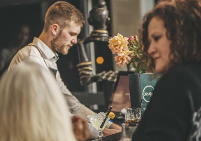 מוטל The Oriana Orange   Retro Hotel & Resort