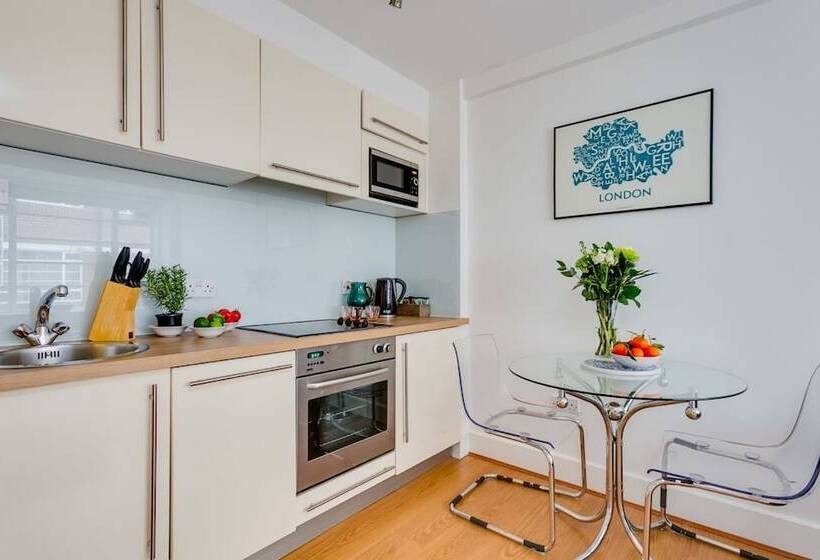 Nell Gwynn Chelsea Accommodation