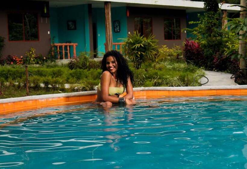 پانسیون Hostería D Carlos