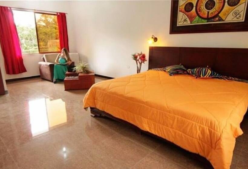 پانسیون Hostería D Carlos