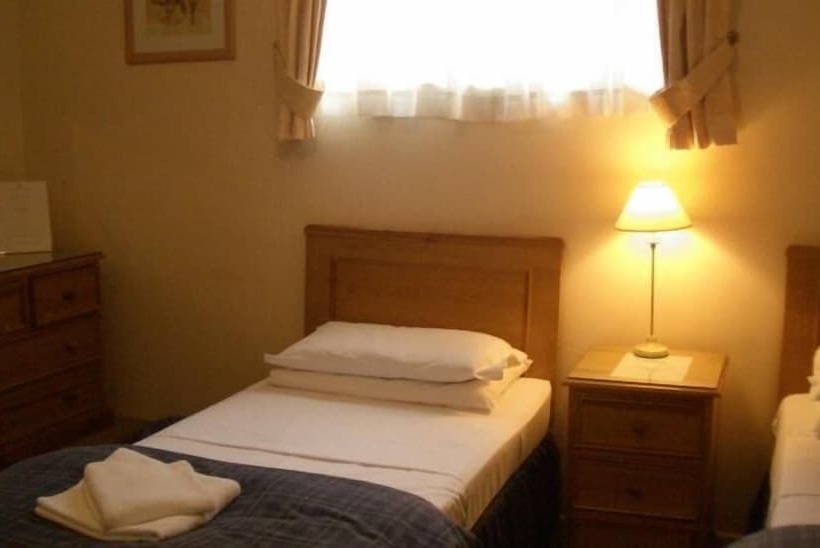 ペンション Shrewsbury Lodge