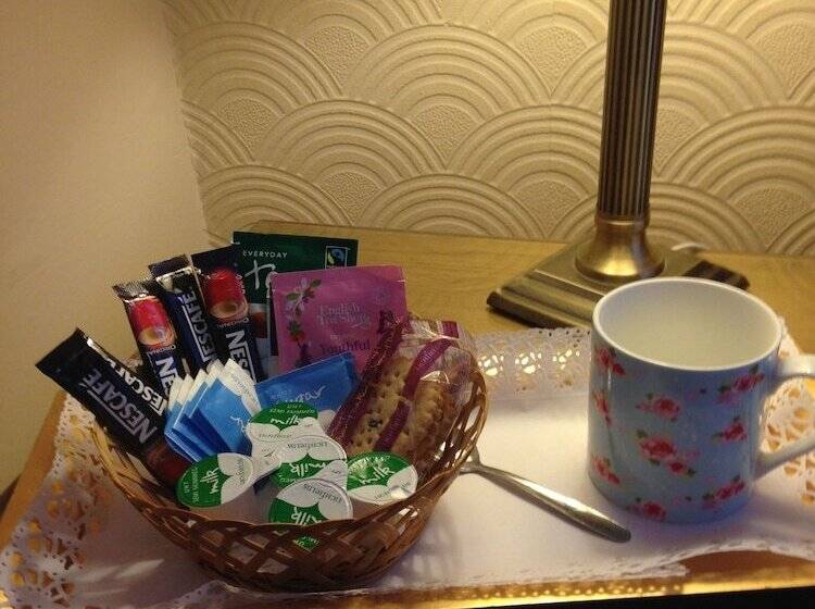 ペンション Shrewsbury Lodge