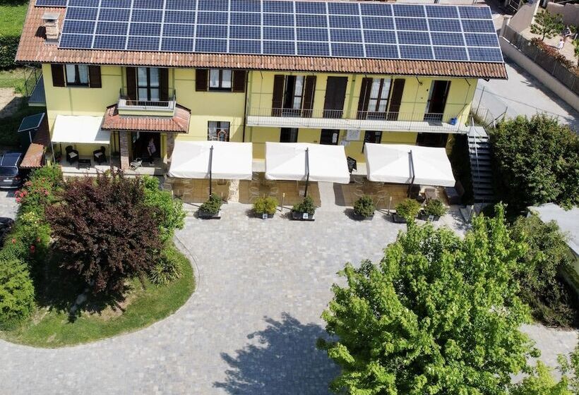 פנסיון The Green Guest House